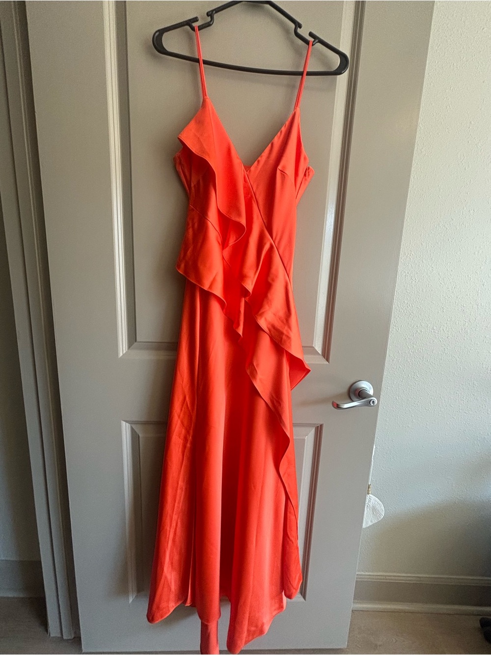 Gianni Bini Quinn Ruffle Draped V-Neck Sleeveless Satin Dress